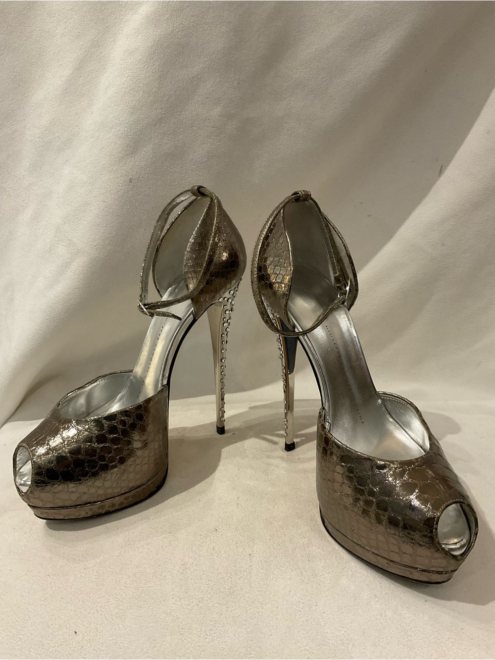 Giuseppe Zanotti Pumps - Picture 5 of 5